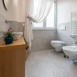 Apartament 223 - Ma & Ma Luxury 1 Grande - 500metri Da Mare E Spiaggia, Vicino Baia Del Silenzio - Parcheggio Gratis Privato Incluso