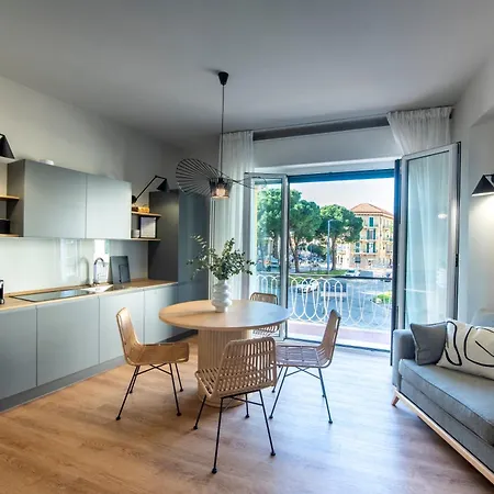 223 - Ma & Ma Luxury 1 Grande - 500metri Da Mare E Spiaggia, Vicino Baia Del Silenzio - Parcheggio Gratis Privato Incluso Apartment *