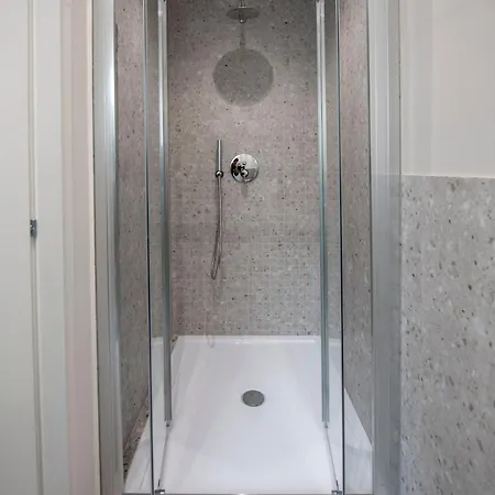 Apartment 223 - Ma & Ma Luxury 1 Grande - 500metri Da Mare E Spiaggia, Vicino Baia Del Silenzio - Parcheggio Gratis Privato Incluso
